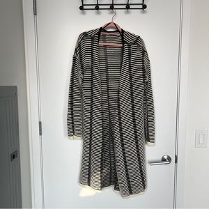 Nieman, Marcus, long open cardigan in black and white stripes